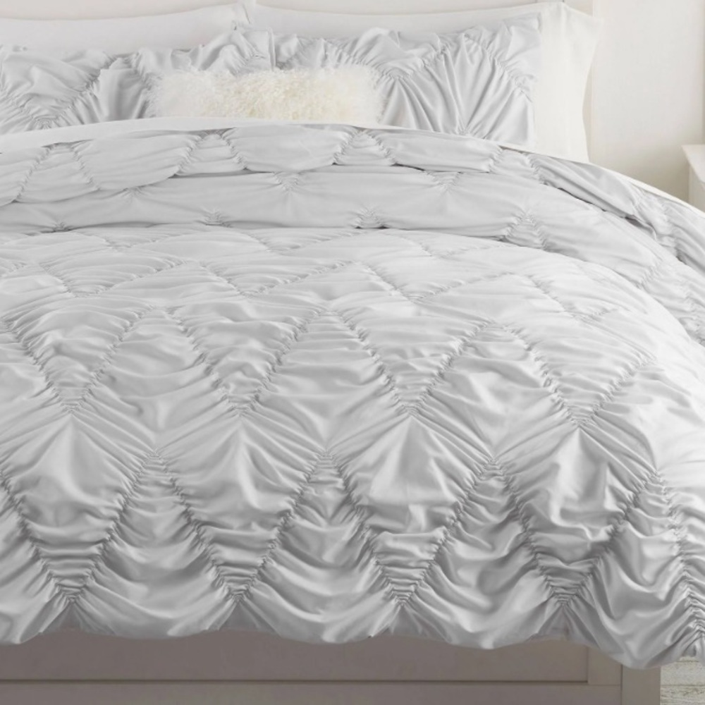 Pottery Barn Dorm Teen Light Gray Comforter Minimalist Bedding Whimsical Waves